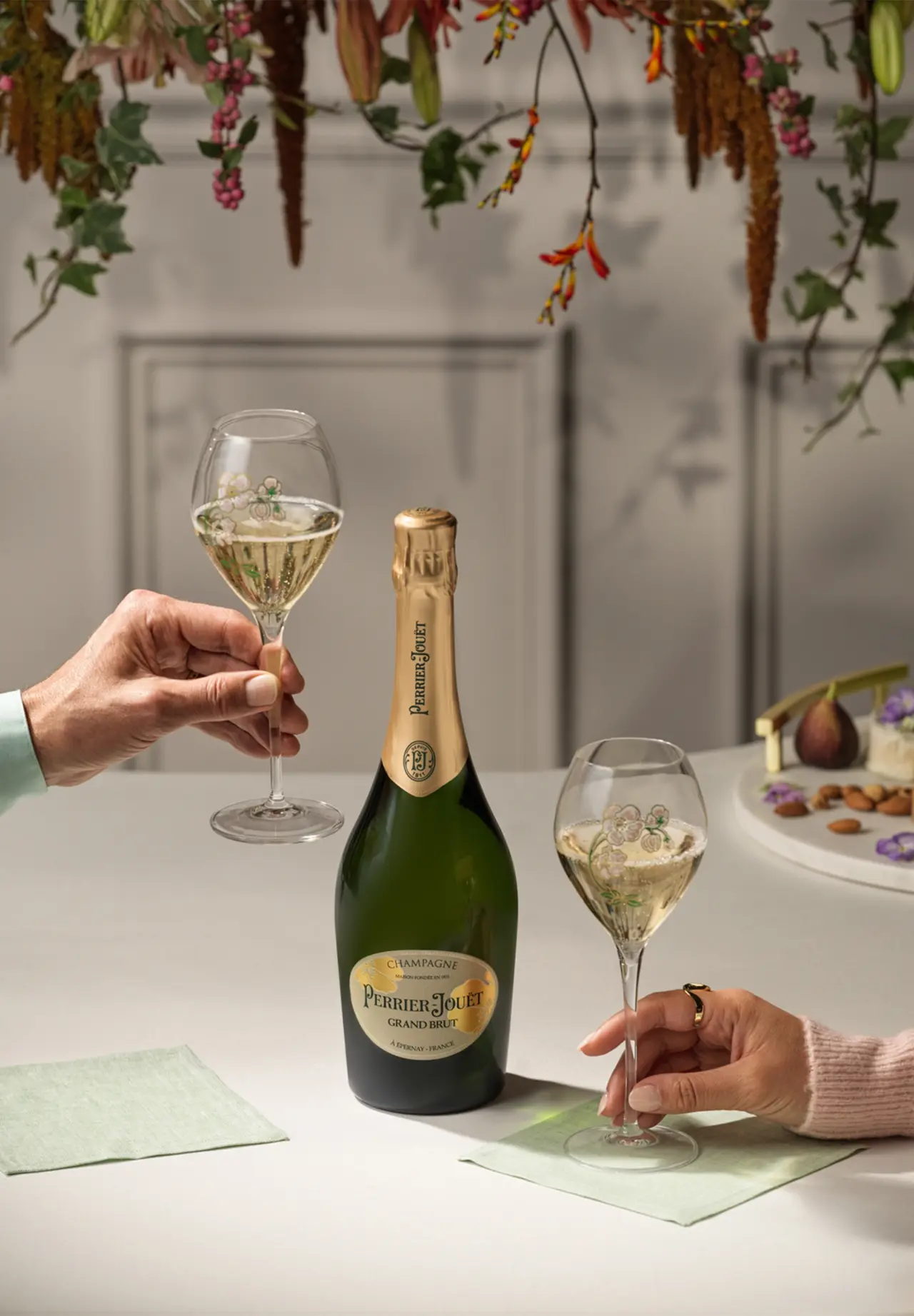 Perrier-Jouët Grand Brut 750ml 2本セット Perrier-Jouët Grand Brut 2-Glass Set Ecological Box 750ml