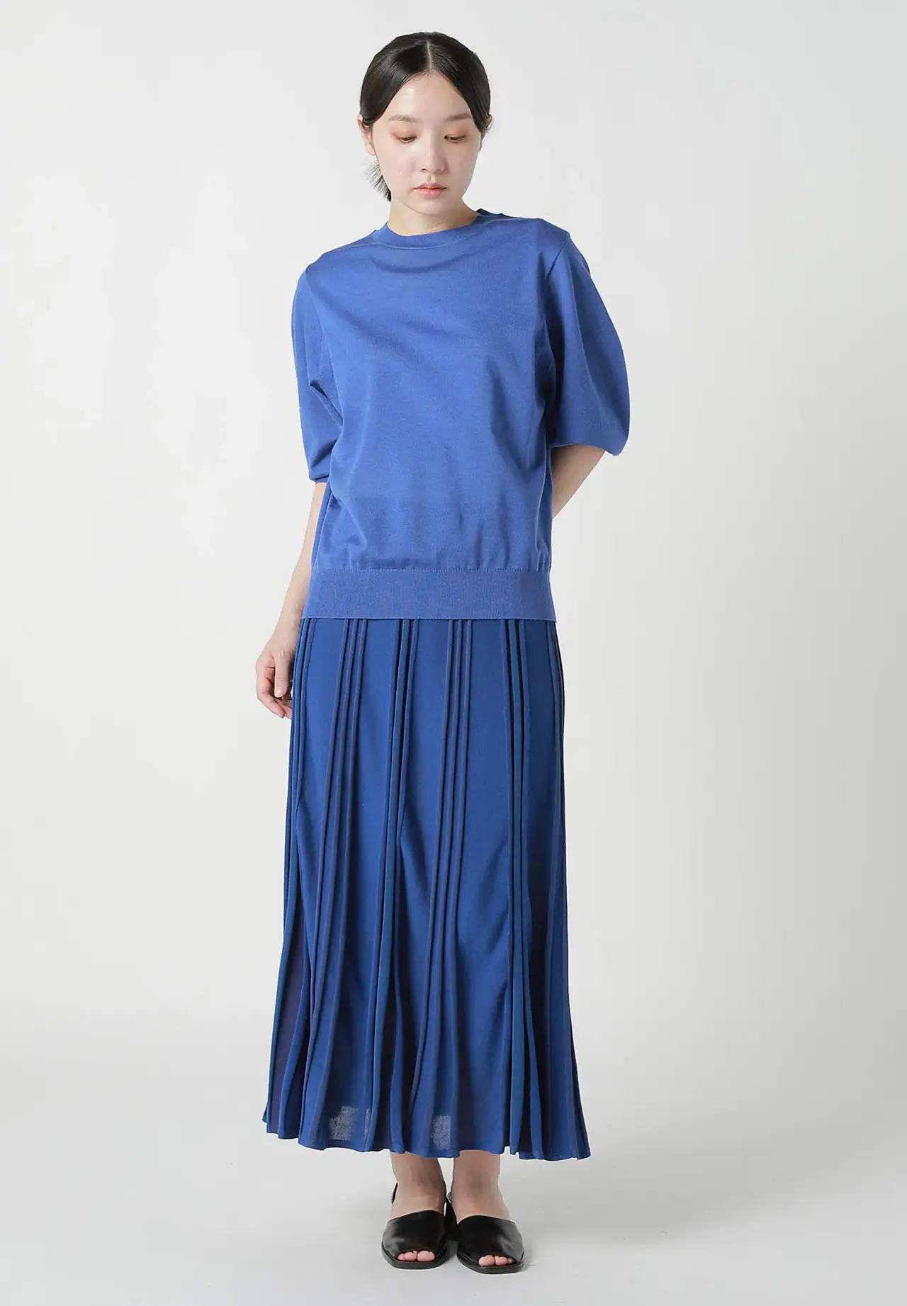 CIRCLE FINE KNIT