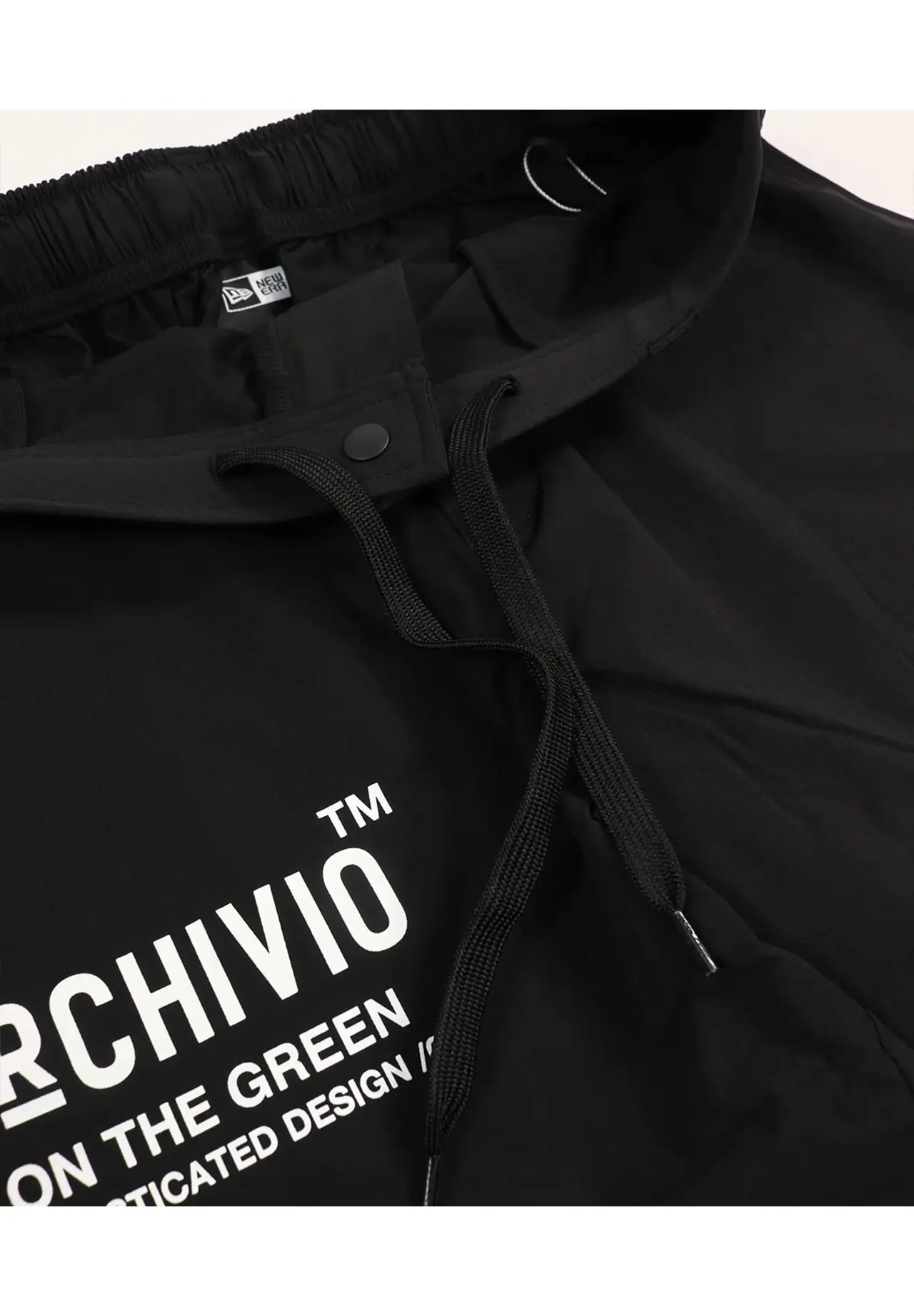 Water-Repellent Shorts (NEW ERA® Collaboration)