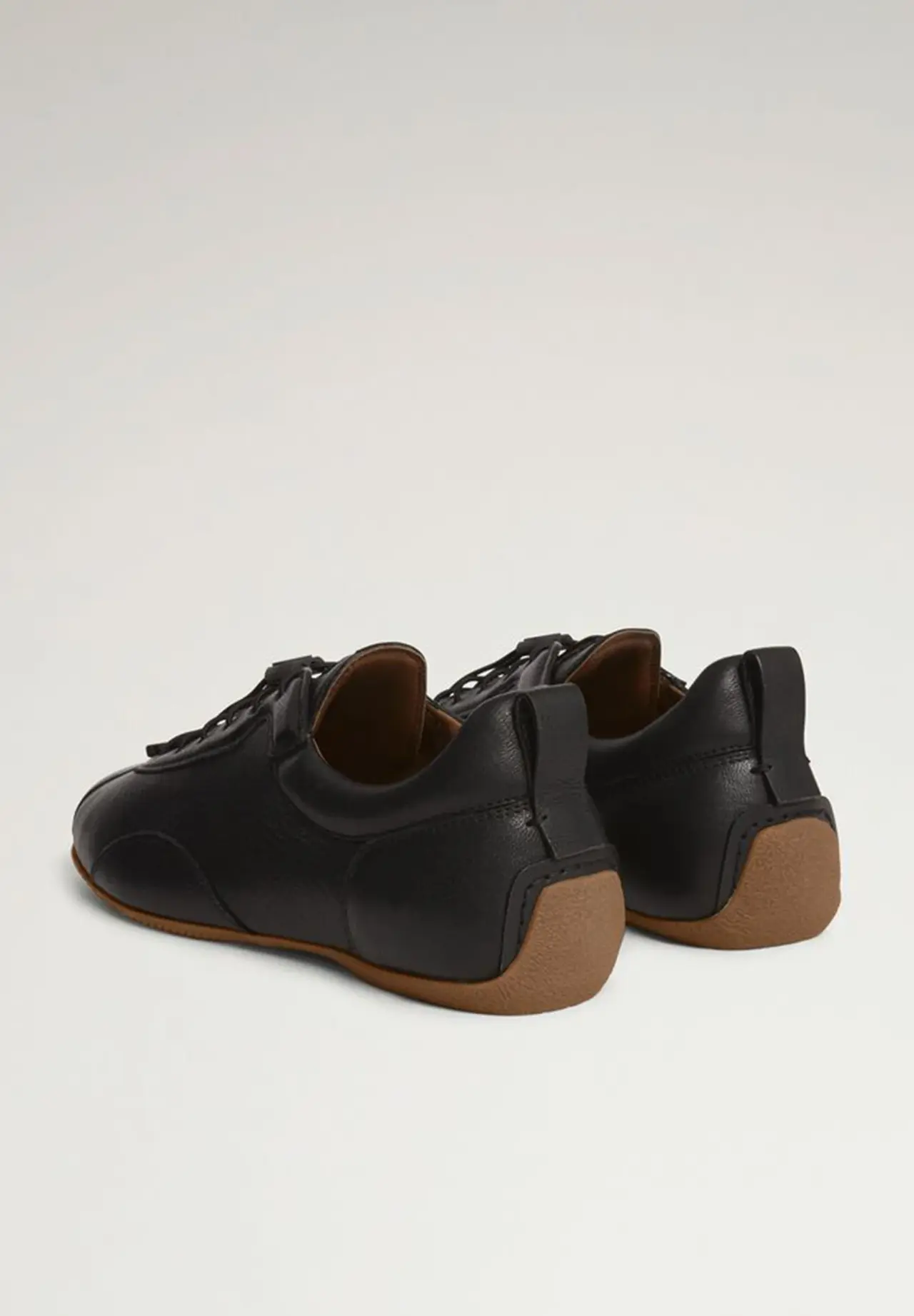 DAVIS DEERSKIN SNEAKERS, R