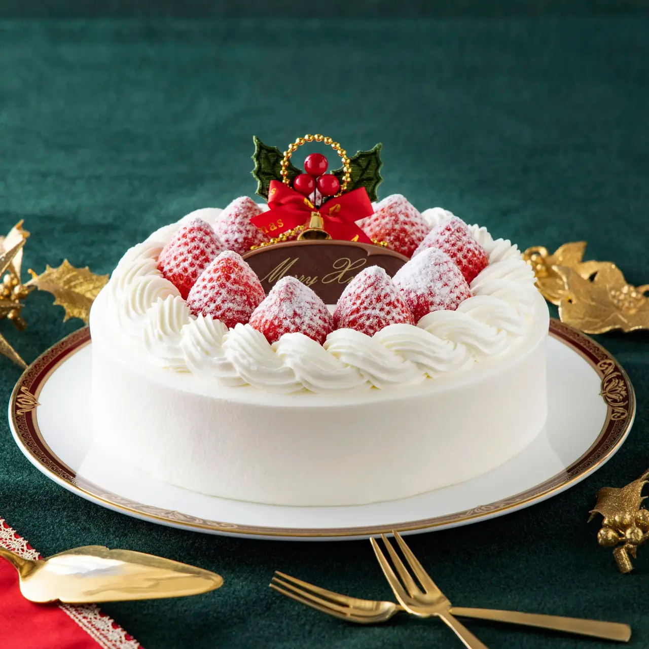Christmas Strawberry Shortcake (Round) Size 6