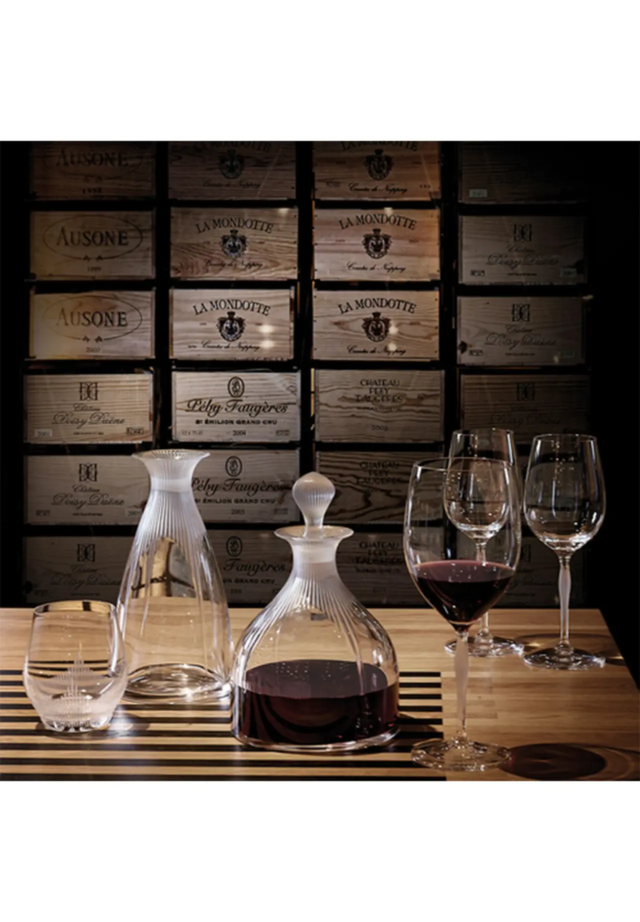 100 POINTS Burgundy Glass