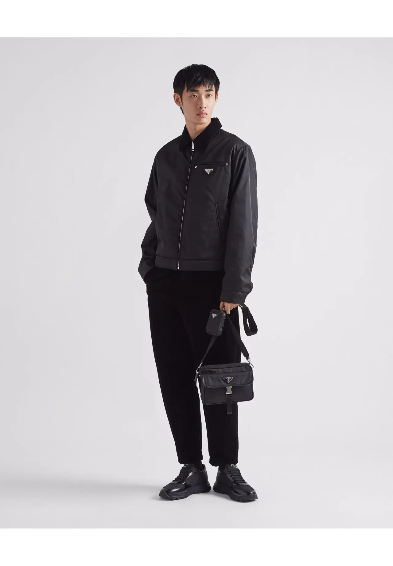 Re-Nylon xサフィアーノレザー ショルダーバッグ