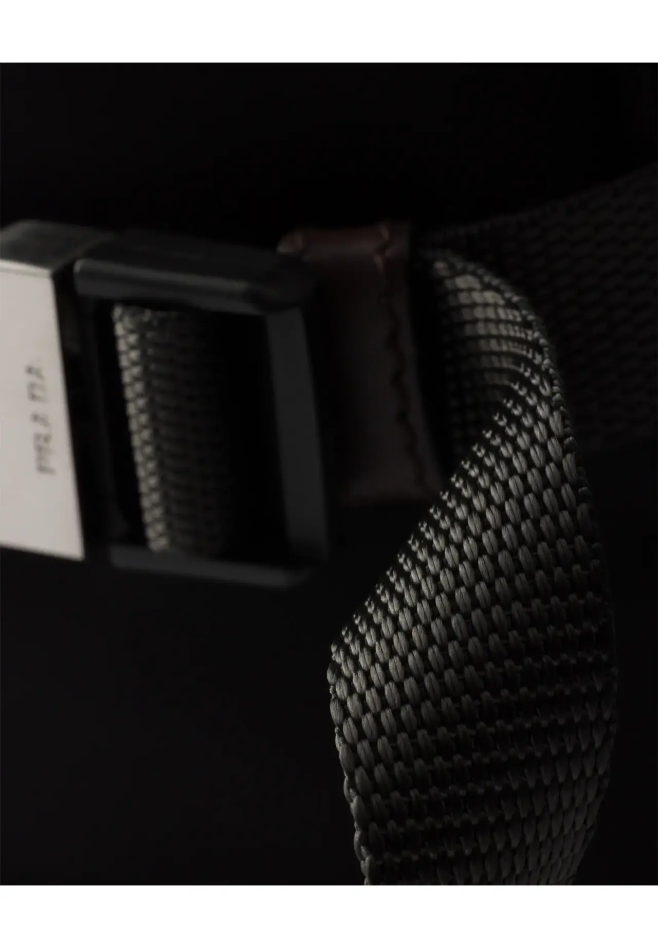 Prada Speedlock Re-Nylon × 皮革单肩包