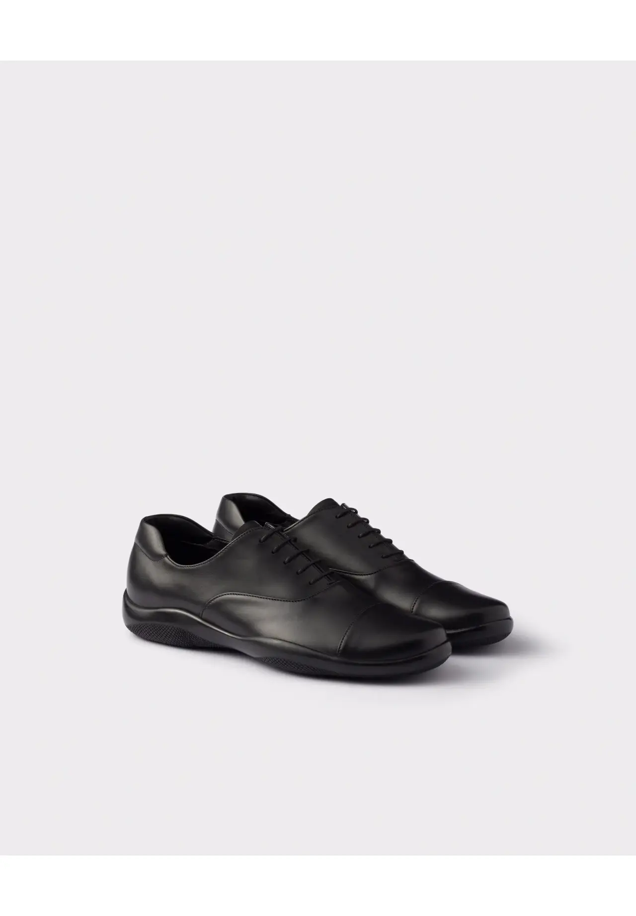 PRADA プラダ 黒 スポンジソール プレーントゥ レースアップシューズ 革靴 プラダ トブラック レースアップレザーシューズ | Matsuya Ginza