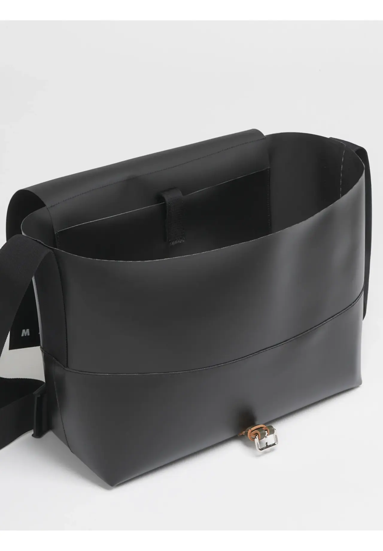 TRIBECA MESSENGER バッグ
