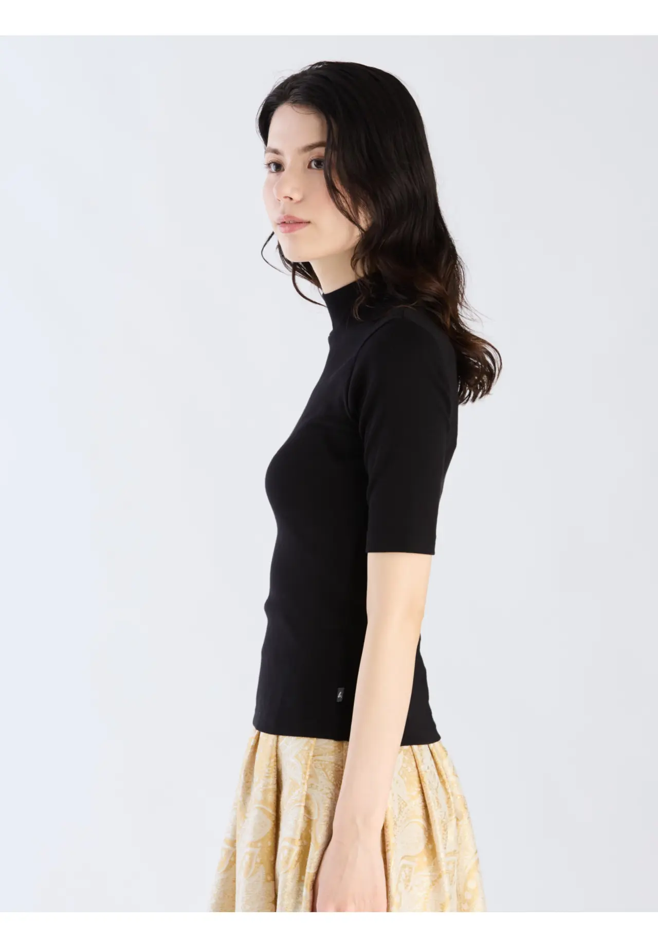 オーガニックコットン 半袖 ハイネックTシャツ ”Vian” | Matsuya Ginza
