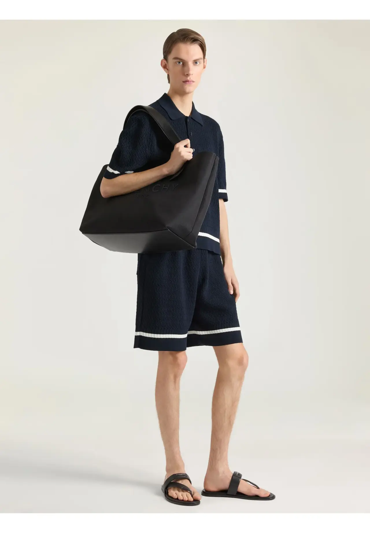 GIVENCHYカーゴ キャンバス | Matsuya Ginza