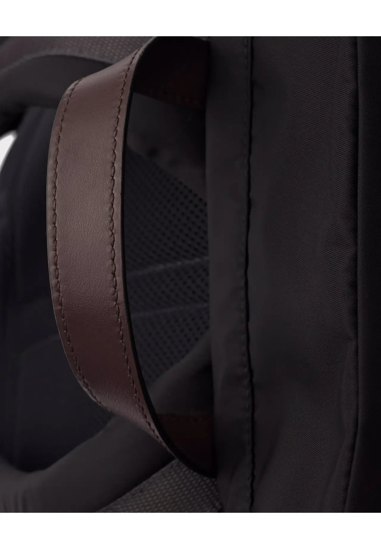 Prada Speedlock Re-Nylon × 皮革双肩背包