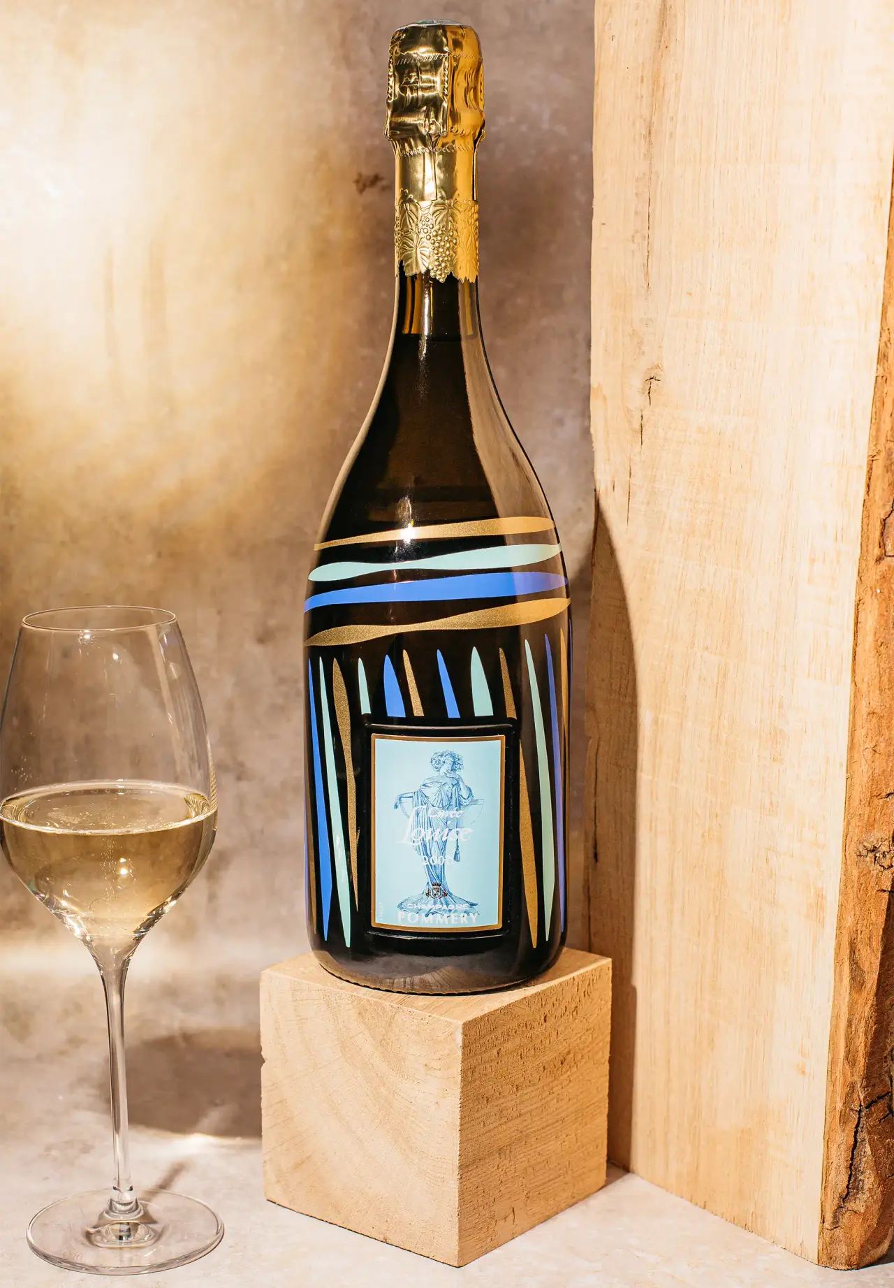 ポメリー キュヴェ・ルイーズ 2006 ギフトボックス 750ml | Matsuya Ginza