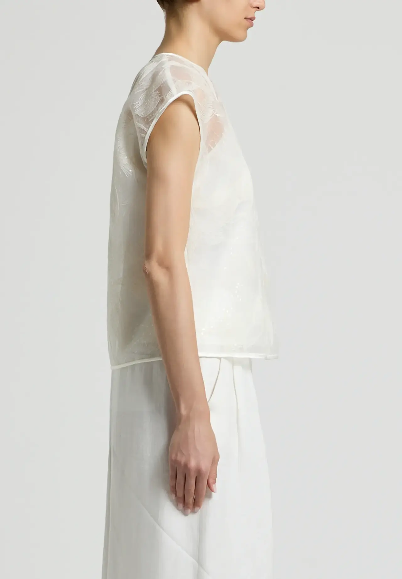Sequin Leaf Embroidery Tank Top Shirt