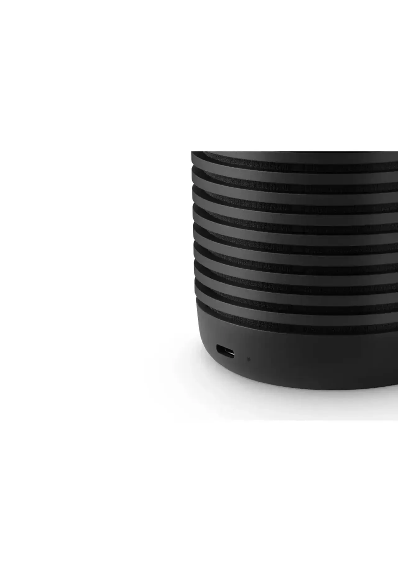 Beosound Explore アウトドアBluetoothスピーカー | Matsuya Ginza