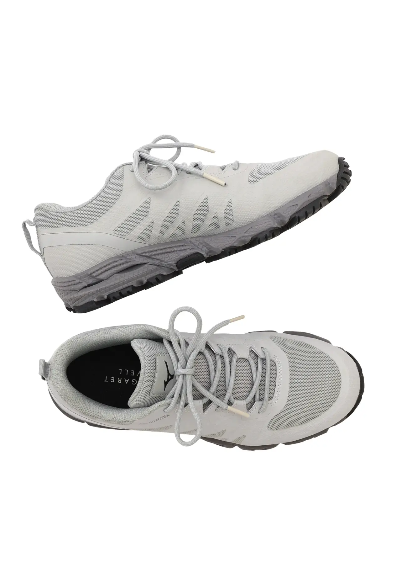 MEN V2 GORE-TEX HIKING SHOES