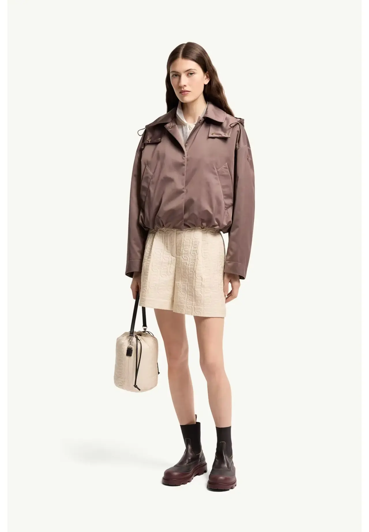 Chevreuil 短款羽绒服