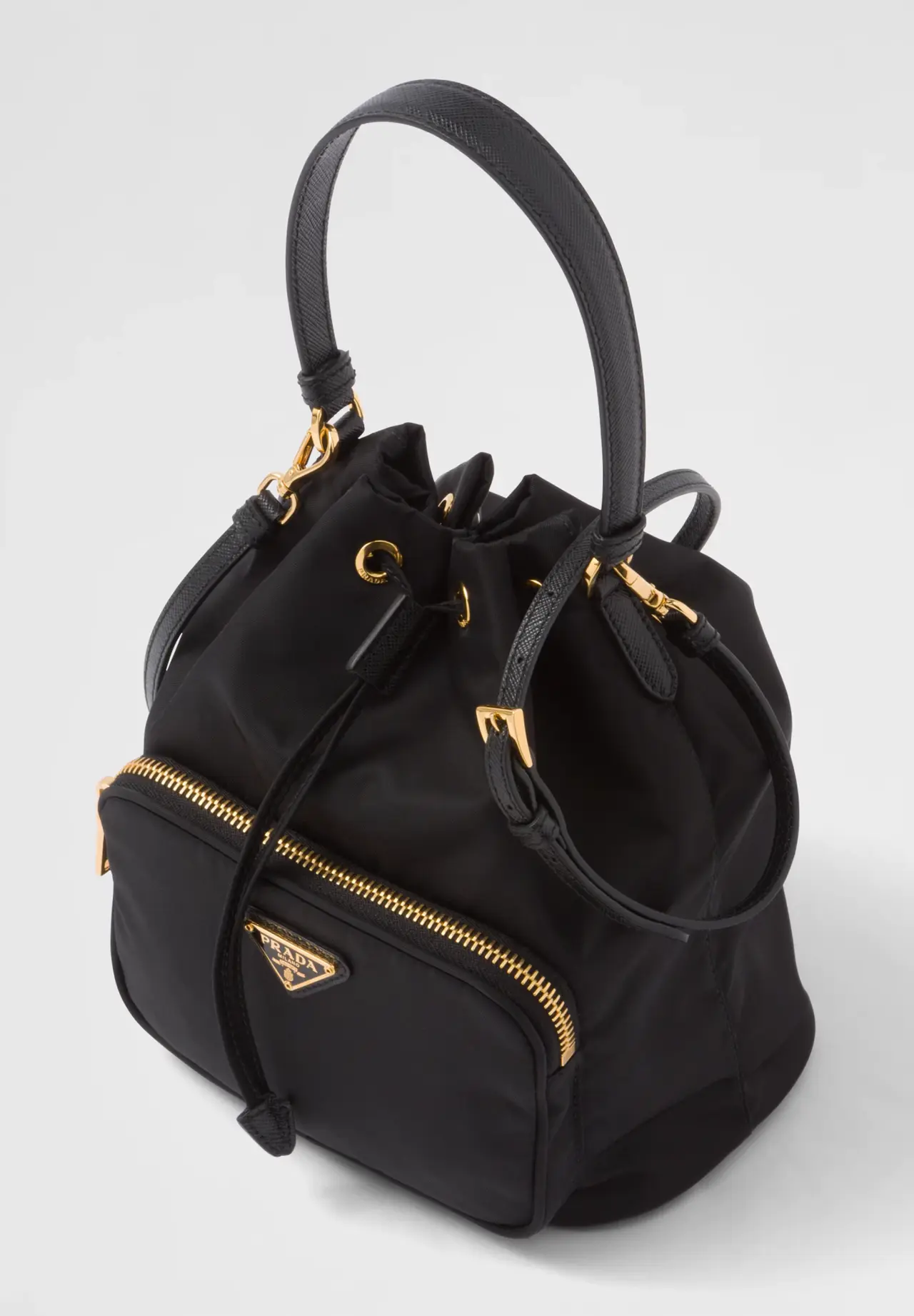 Prada Duet 再生尼龙水桶包　1BH038 RV44 F0002 V UOO