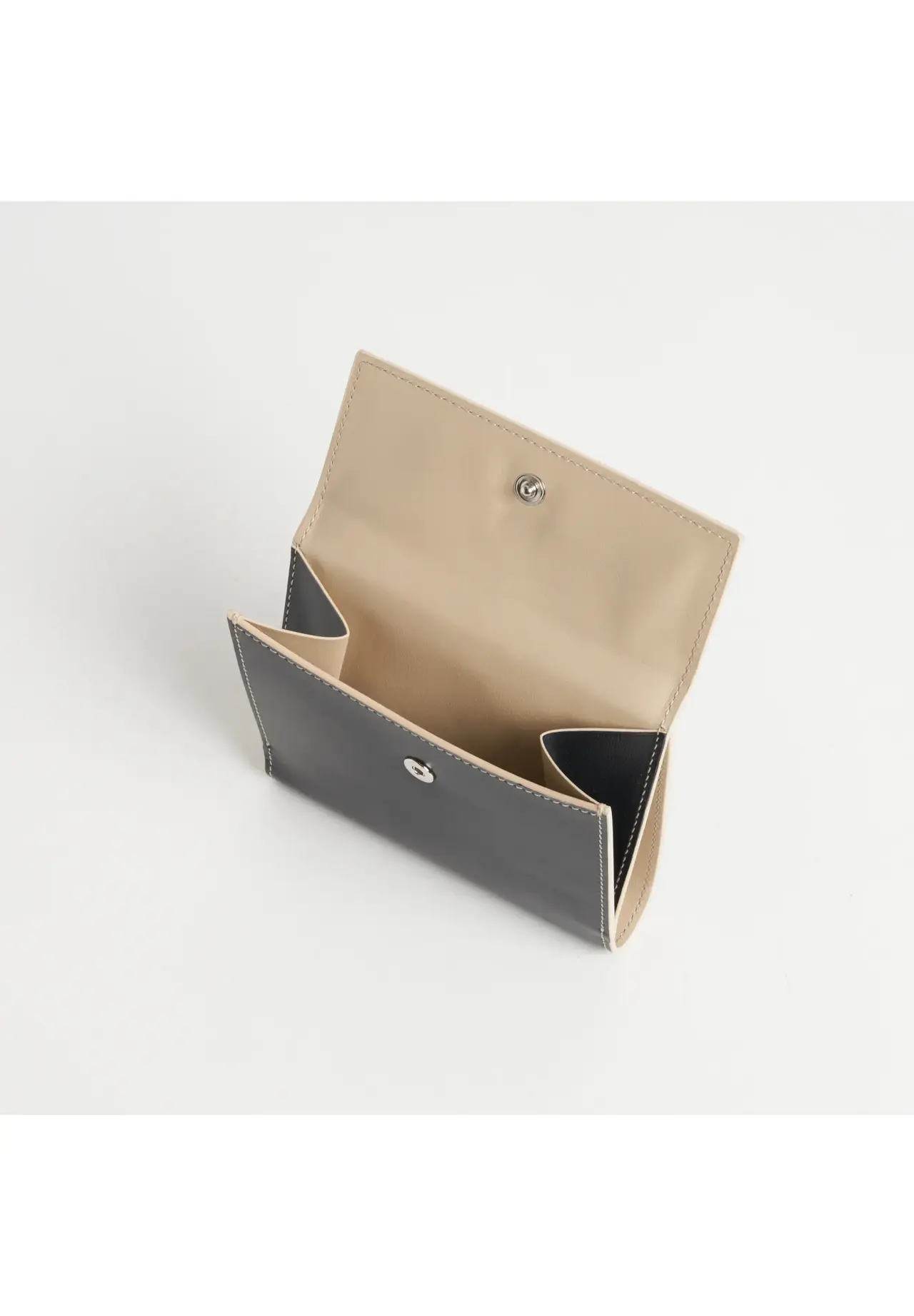 Bi-fold Wallet with Flap