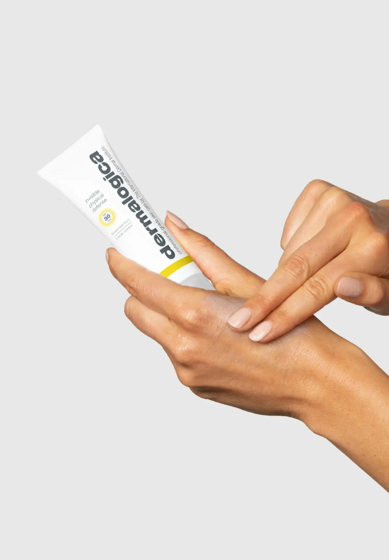 Invisible Physical Defense SPF30 50g