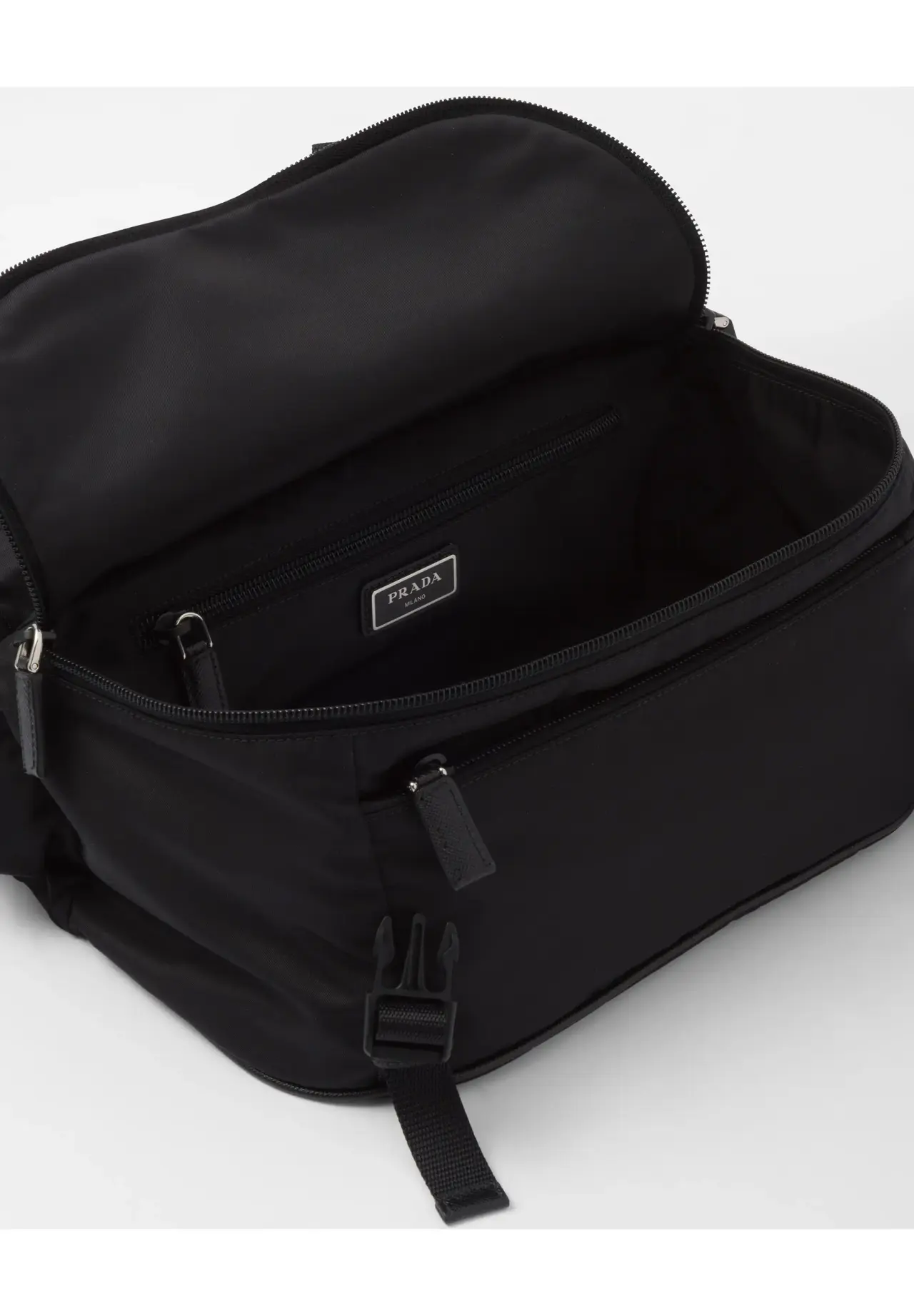 Re-Nylon × Saffiano 皮革单肩包