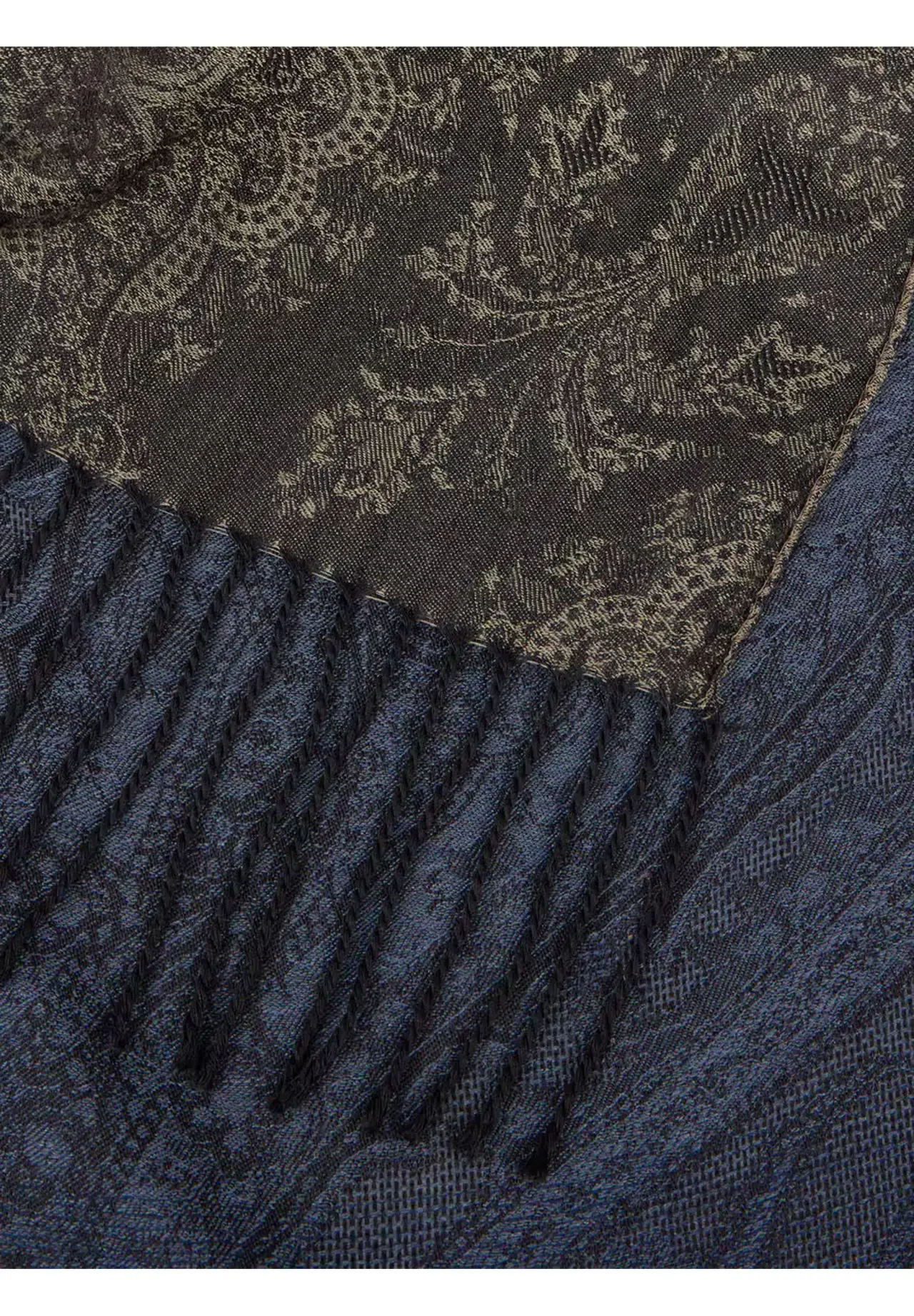  Gradient Paisley Motif Wool & Silk Jacquard Scarf