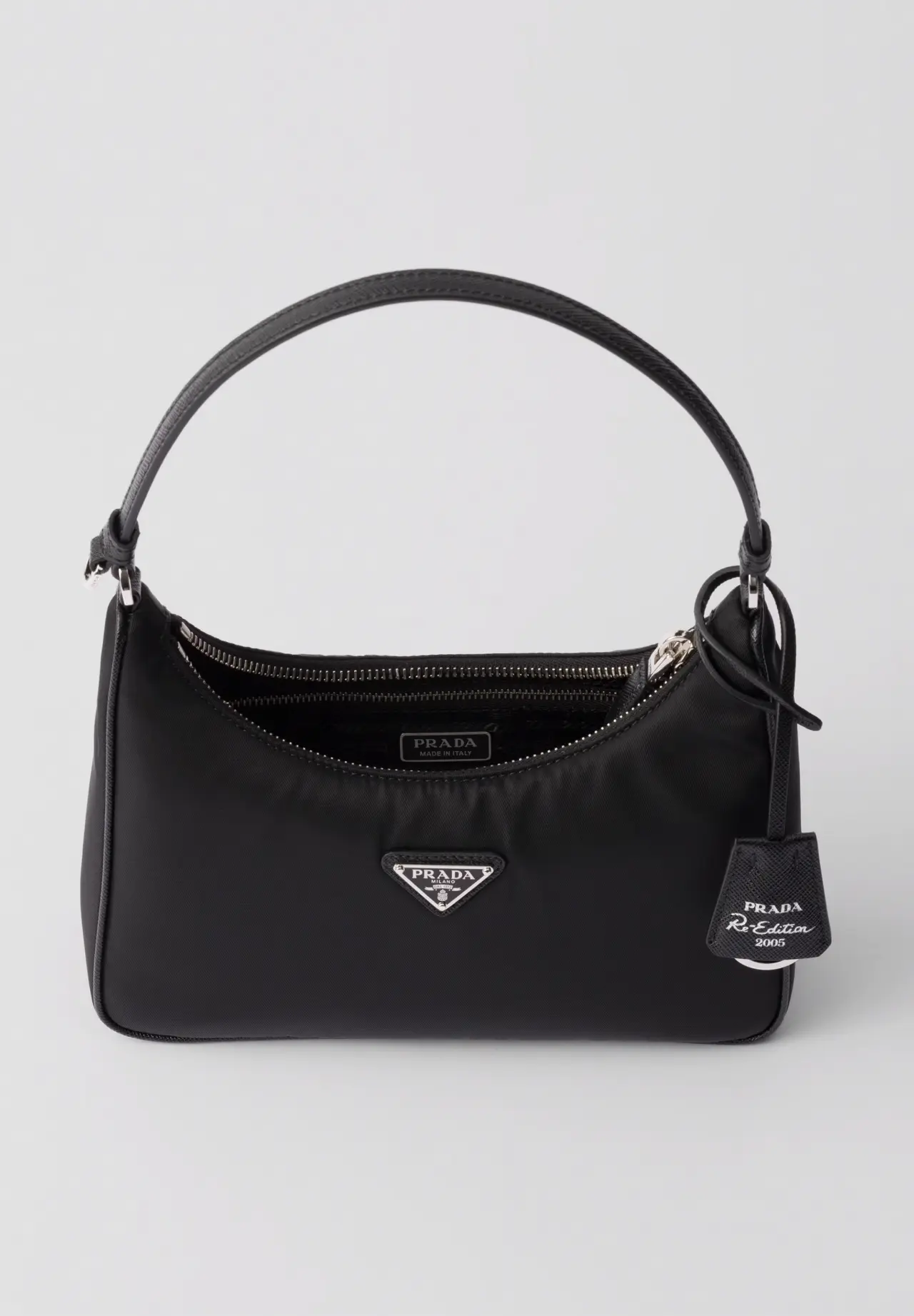Prada Re-Edition 2005 再生尼龙和 Saffiano 迷你包　1N204M R064 F0002