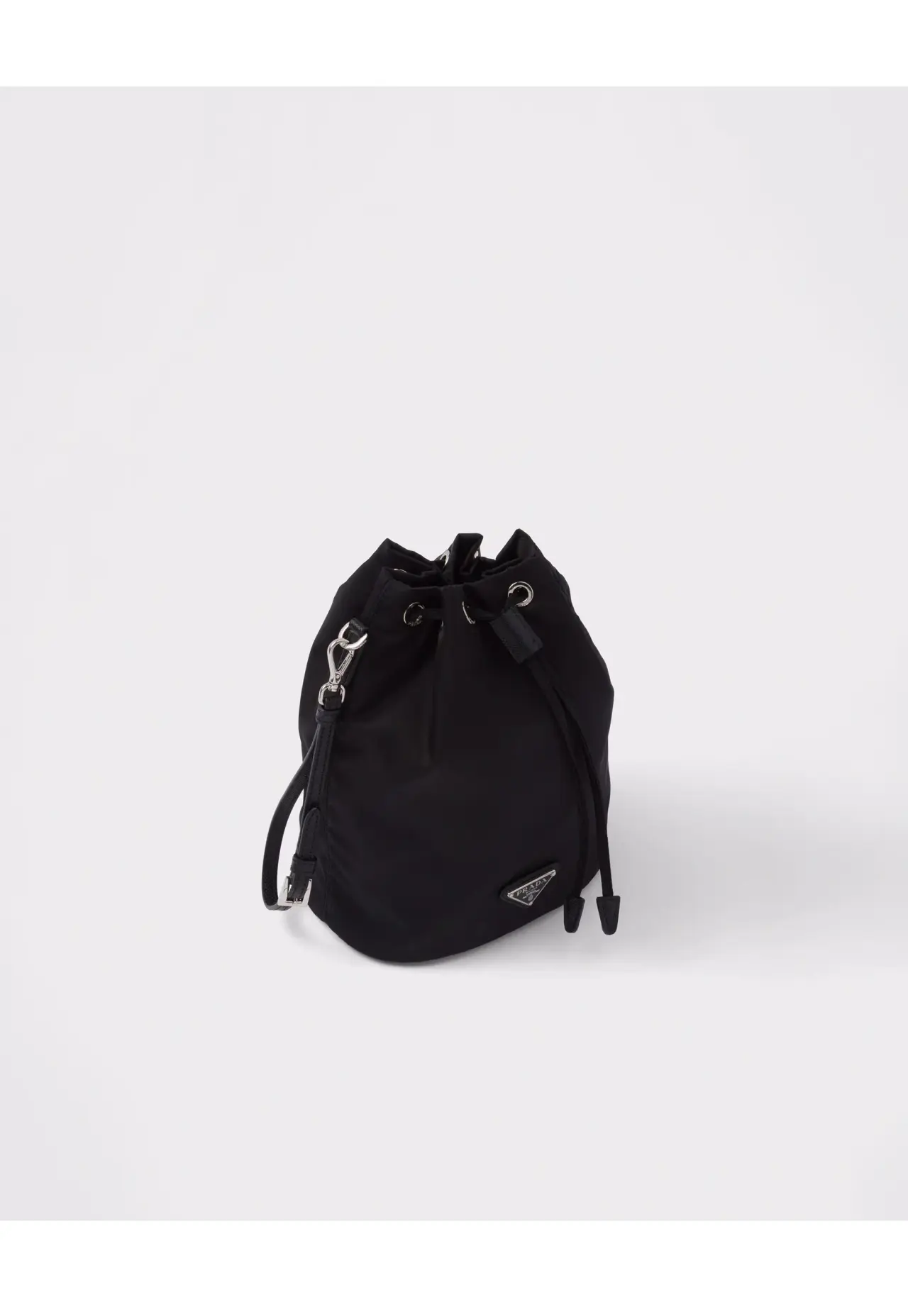 Re-Nylon ポーチ | Matsuya Ginza