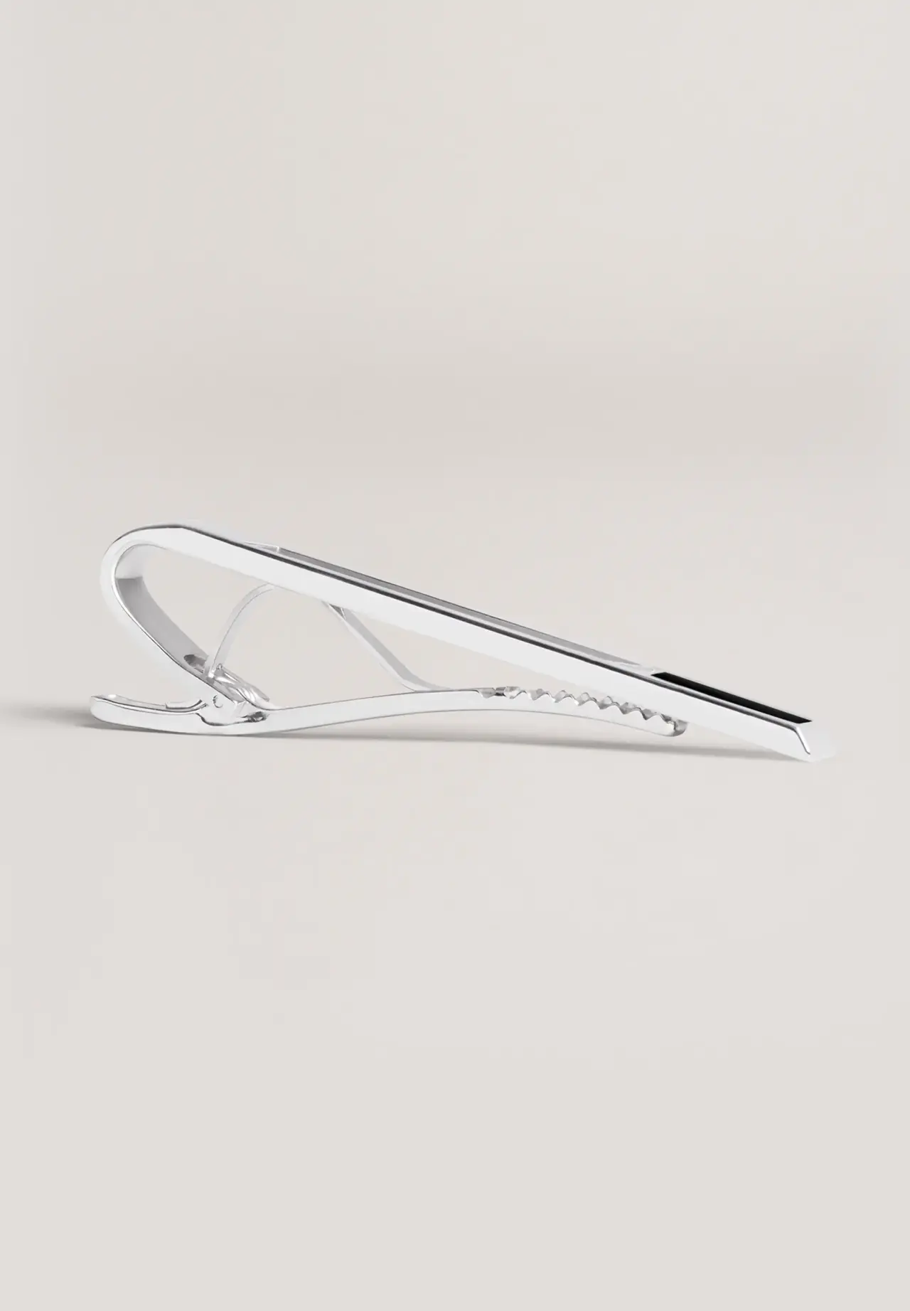 Onyx Cut Out Tie Bar