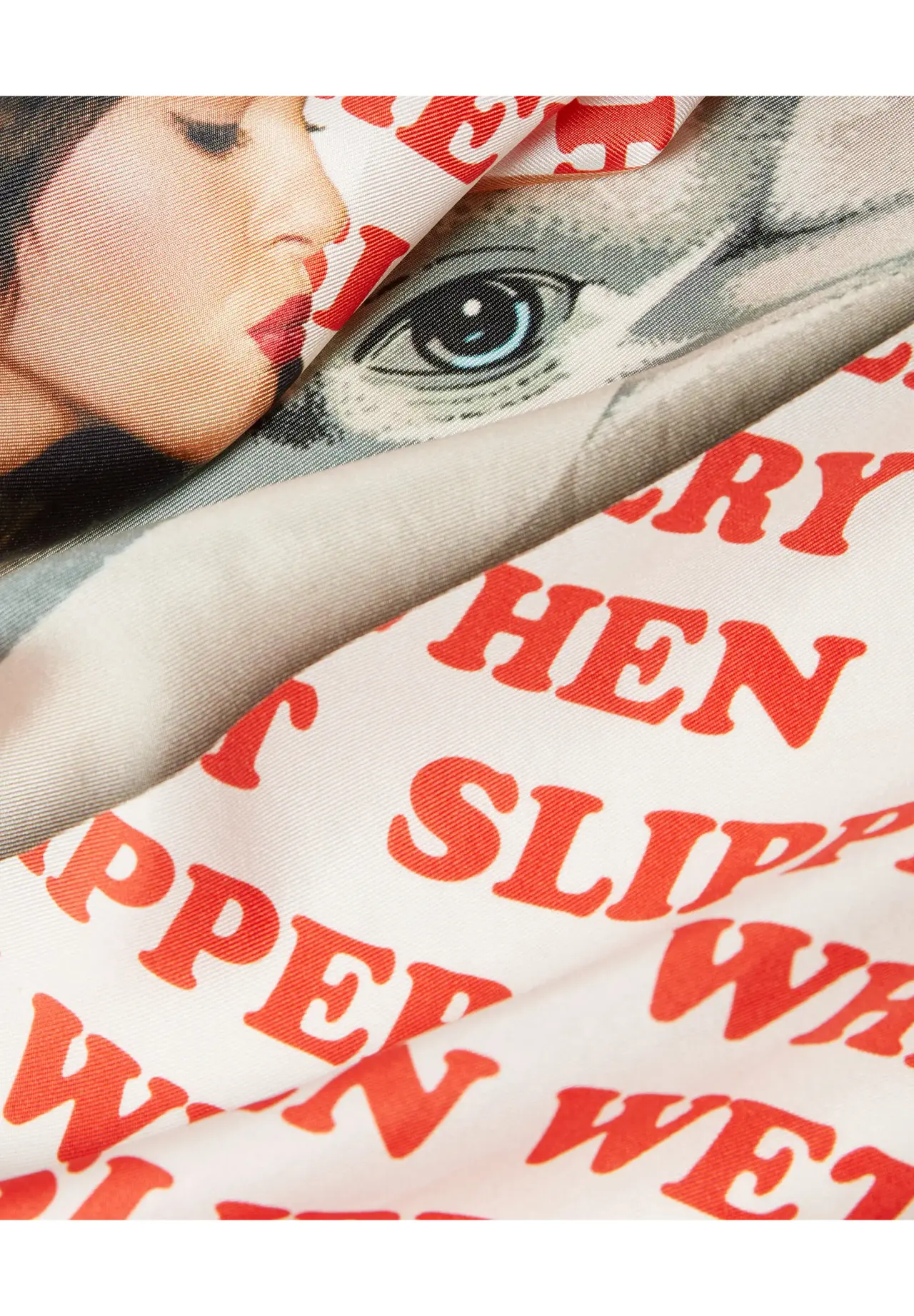 x Jeff Koons 「Slippery When Wet」 スカーフ