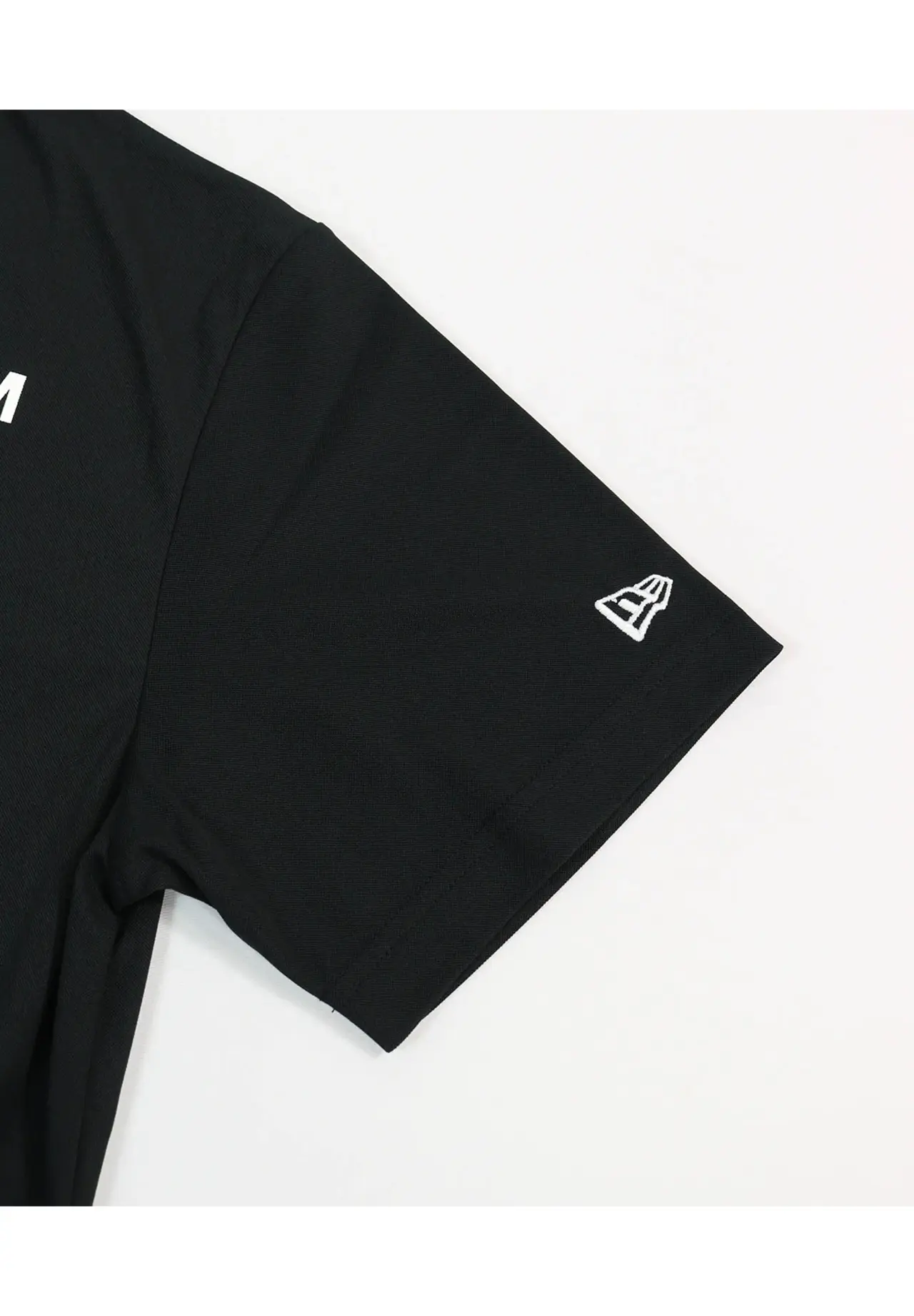UV速乾プルオーバー (NEW ERA®コラボ)