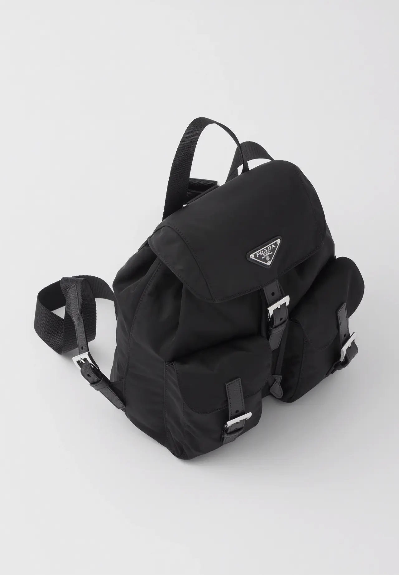 Small Re-Nylon backpack 1BZ677 RV44 F0002 V OOO | Matsuya Ginza display picture 3