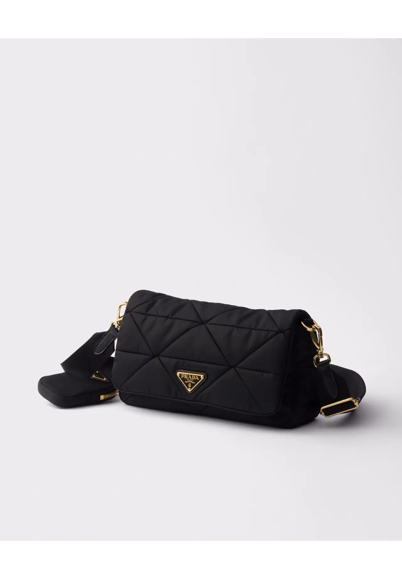 Padded Re-Nylon Shoulder Bag | Matsuya Ginza