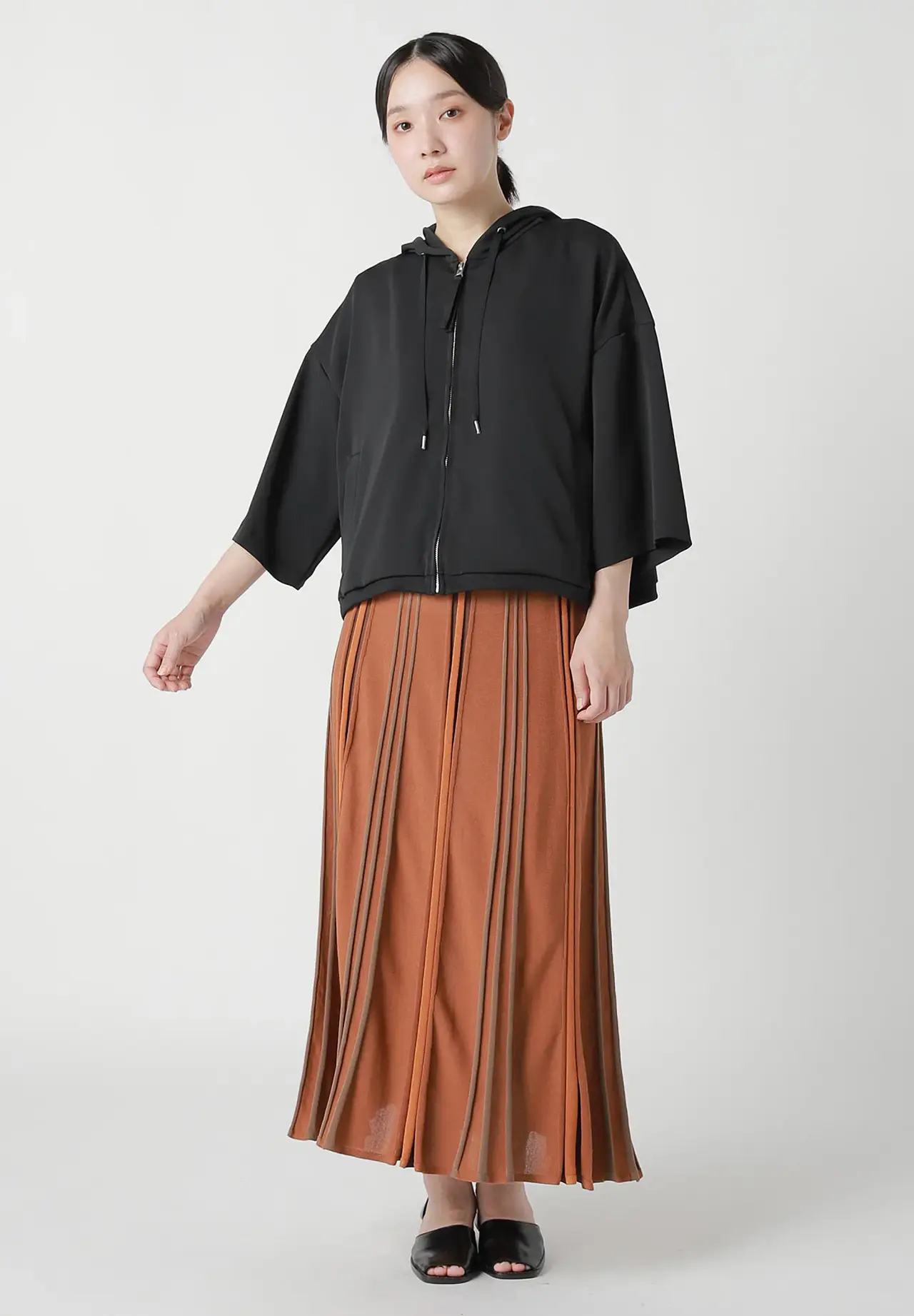 PLEATED KNIT