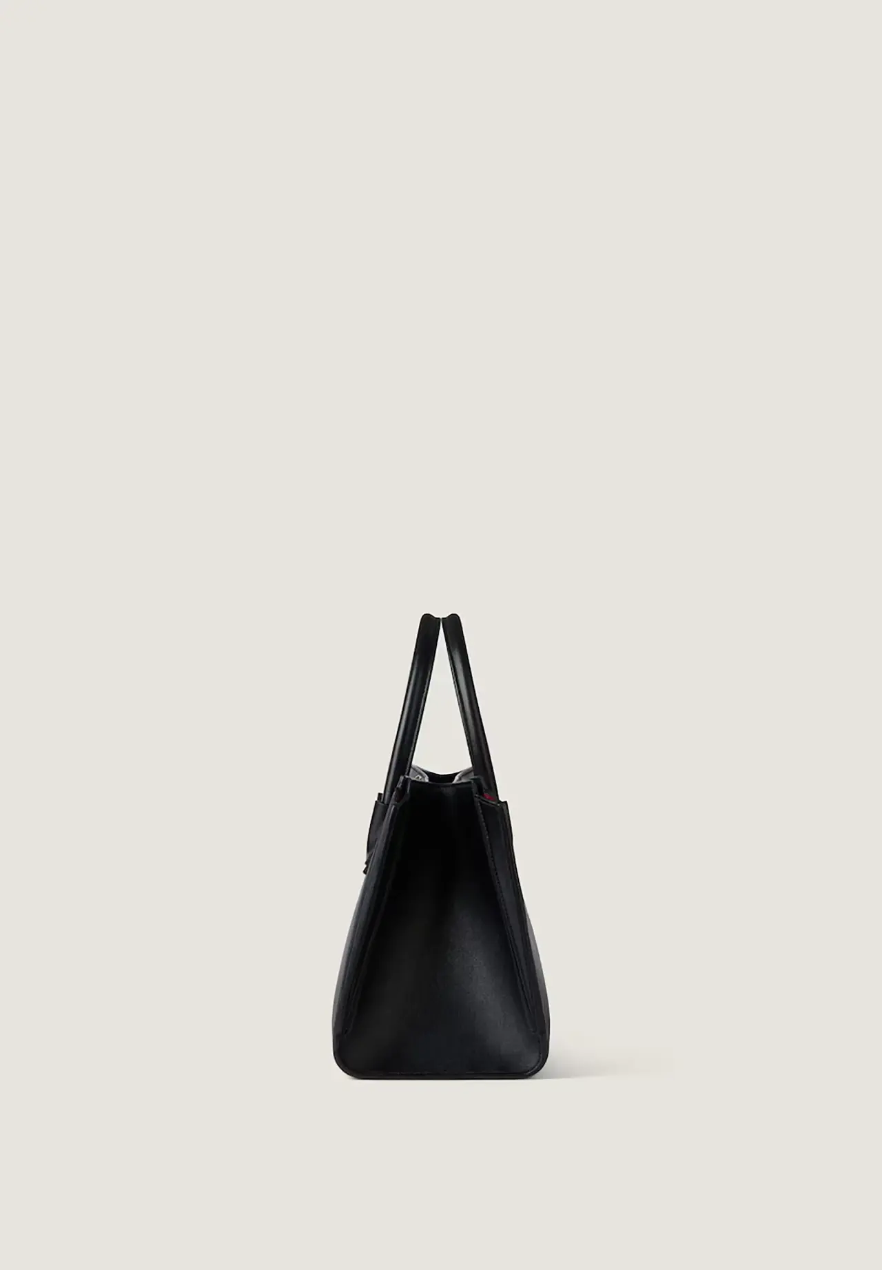 Small Antigona Catchall Bag in Shiny Grained Leather