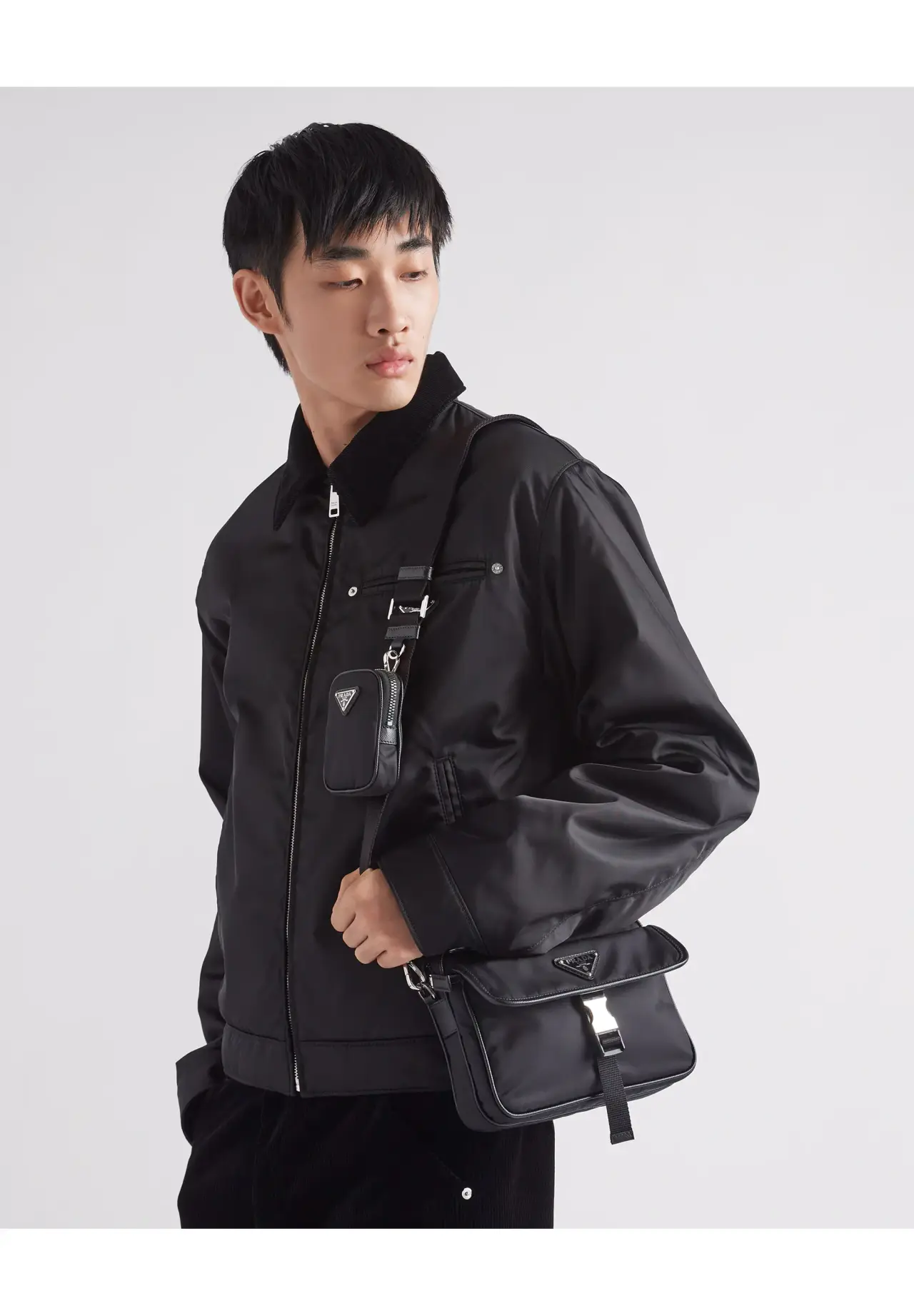 Re-Nylon xサフィアーノレザー ショルダーバッグ