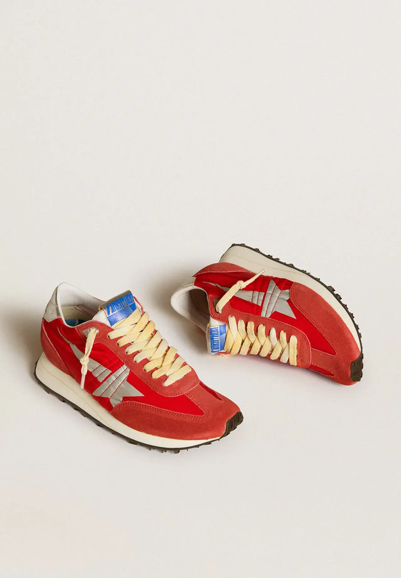 Women's Marathon sneakers with red nylon upper and silver star