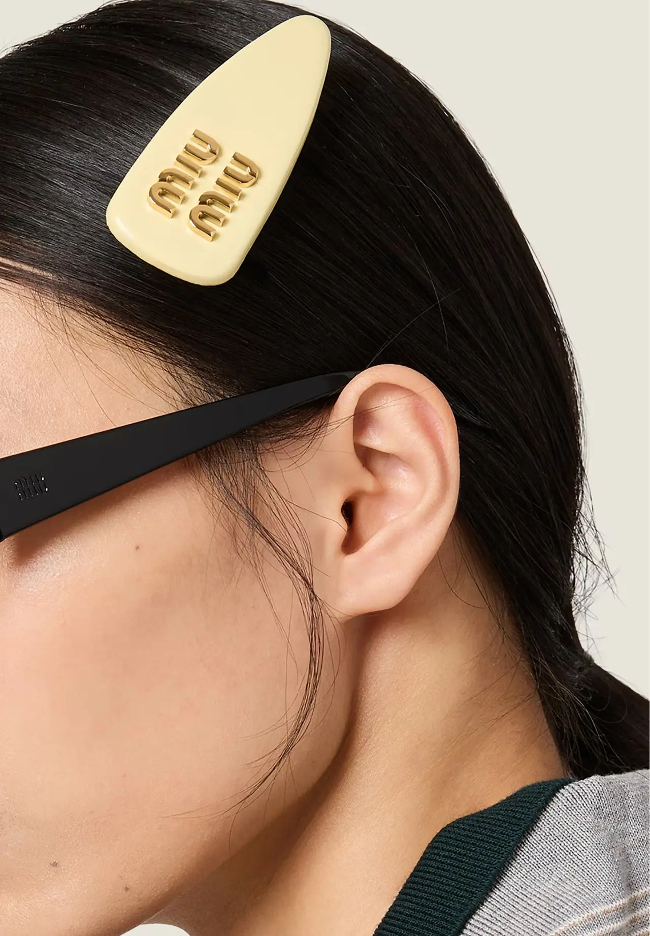 miumiu パテントレザー ヘアクリップ パテントレザー ヘアクリップ | Matsuya Ginza