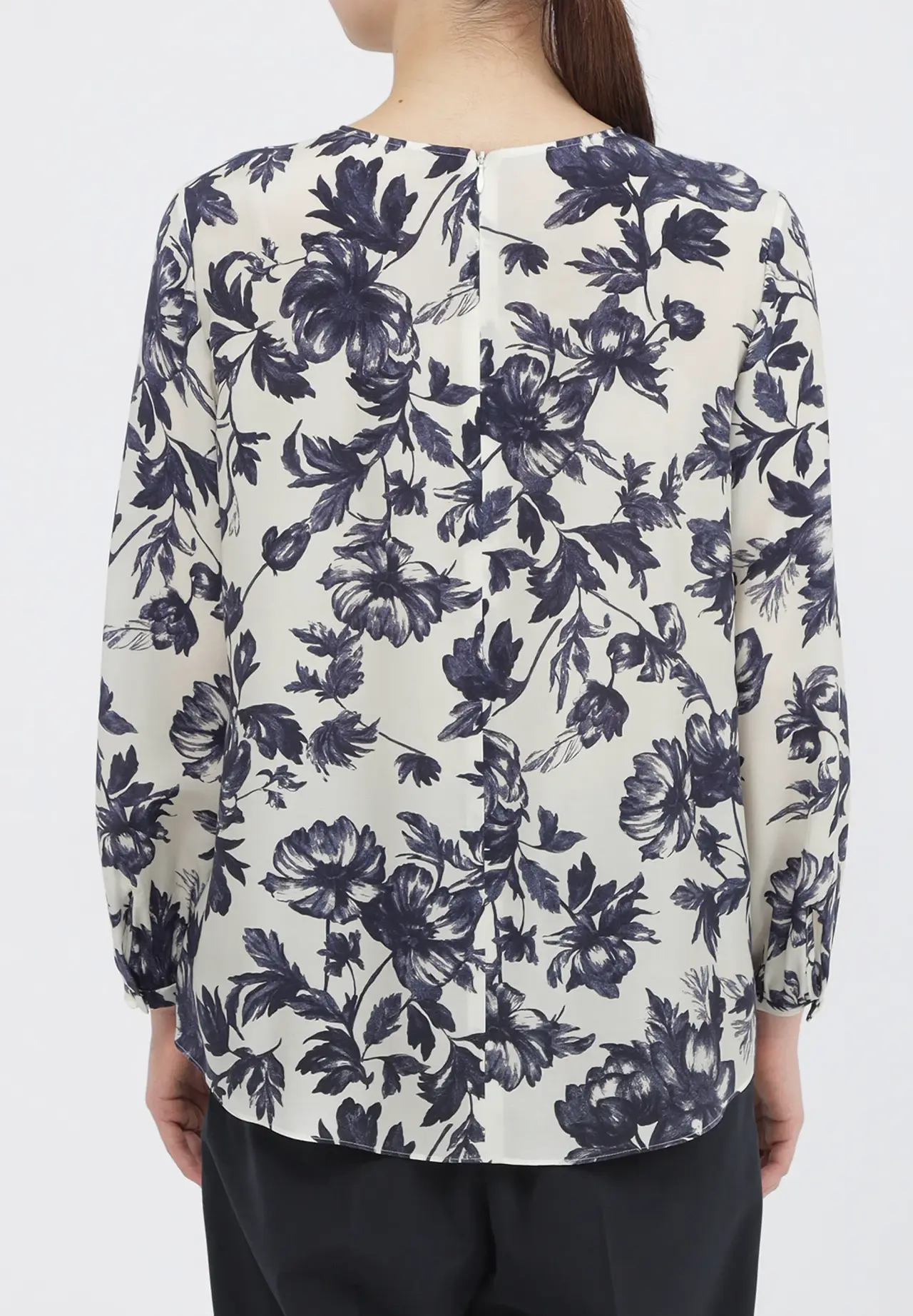 Sheer Flower Print Blouse (Washable / Cool Touch)