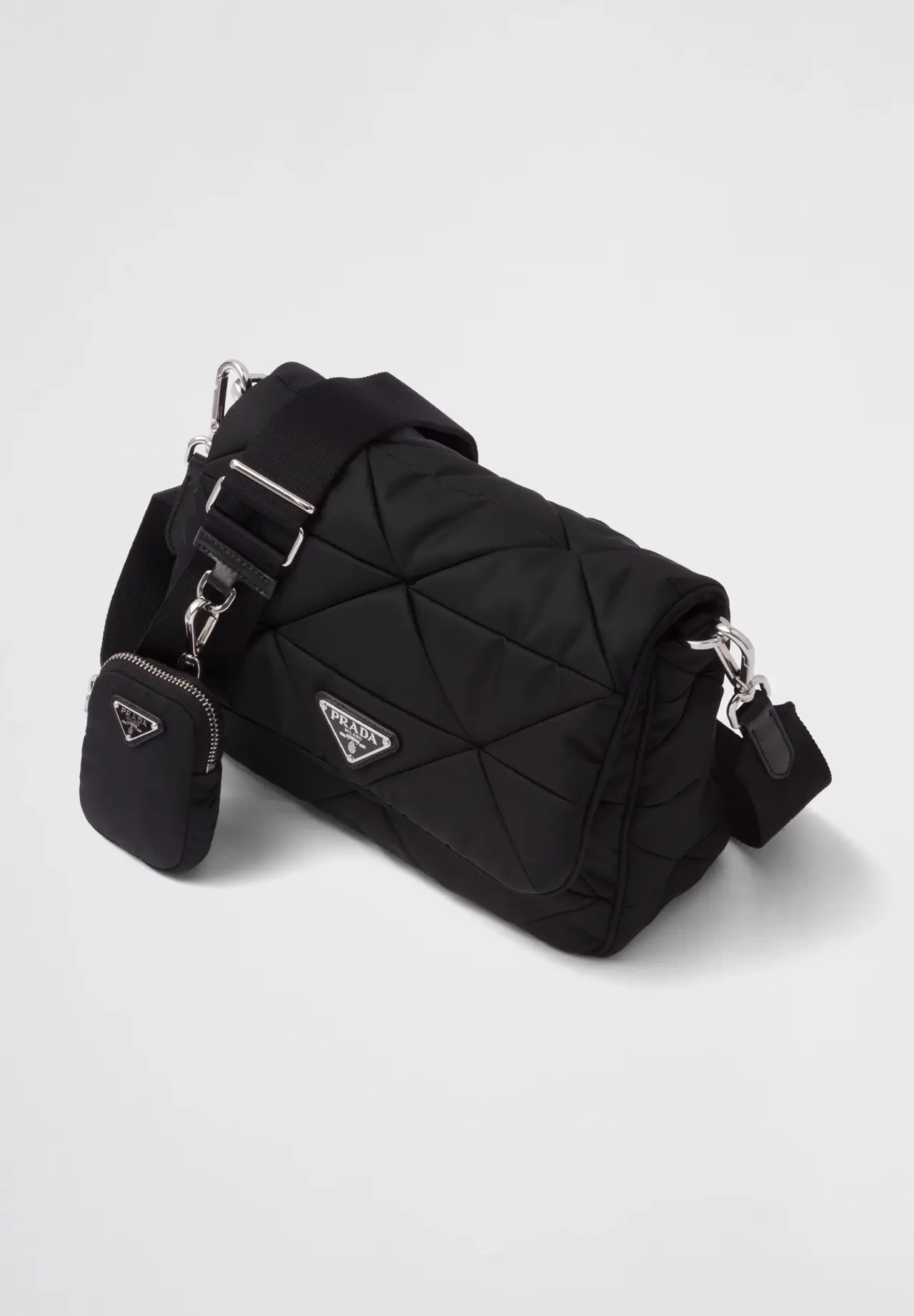 Padded Re-Nylon shoulder bag 1BD290 RDJN F0002 V B9O